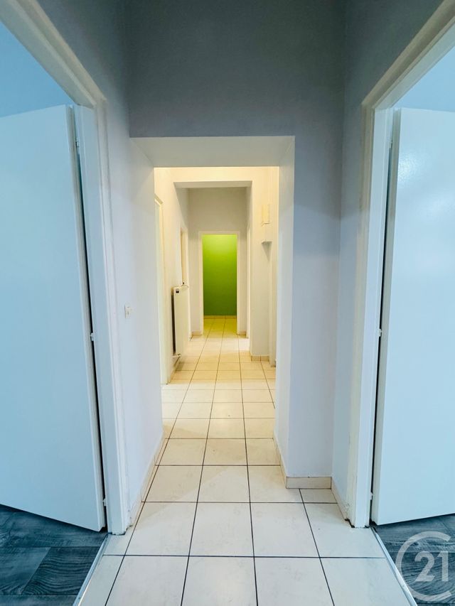 Appartement F3 à louer - 3 pièces - 71.64 m2 - KNUTANGE - 57 - LORRAINE - Century 21 Immo Val