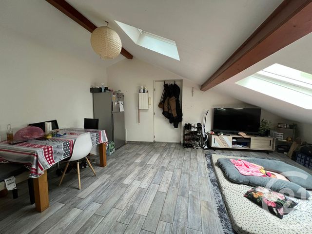 Appartement à louer - 2 pièces - 32.86 m2 - CHATEL ST GERMAIN - 57 - LORRAINE - Century 21 Immo Val