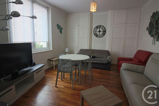 Appartement F3 à louer - 3 pièces - 72.75 m2 - METZ - 57 - LORRAINE - Century 21 Immo Val