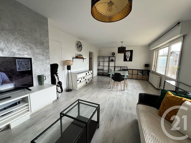 Appartement à louer - 2 pièces - 63.91 m2 - METZ - 57 - LORRAINE - Century 21 Immo Val