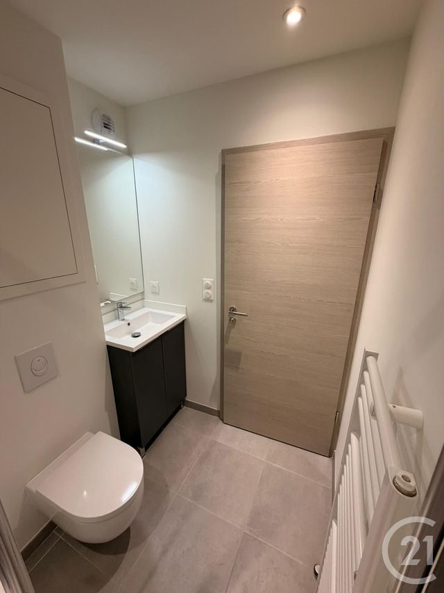 Appartement F1 à louer - 1 pièce - 25.41 m2 - METZ - 57 - LORRAINE - Century 21 Immo Val