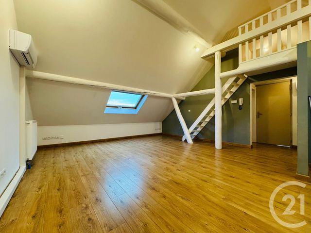 Appartement F2 à louer - 2 pièces - 38.1 m2 - METZ - 57 - LORRAINE - Century 21 Immo Val