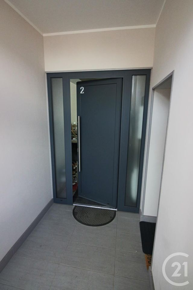 Appartement F2 à louer - 2 pièces - 57.37 m2 - LE BAN ST MARTIN - 57 - LORRAINE - Century 21 Immo Val