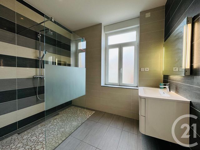 Appartement F2 à louer - 2 pièces - 57.37 m2 - LE BAN ST MARTIN - 57 - LORRAINE - Century 21 Immo Val