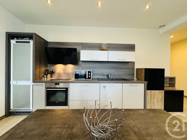 Appartement F2 à louer - 2 pièces - 57.37 m2 - LE BAN ST MARTIN - 57 - LORRAINE - Century 21 Immo Val