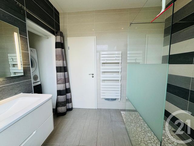 Appartement F2 à louer - 2 pièces - 57.37 m2 - LE BAN ST MARTIN - 57 - LORRAINE - Century 21 Immo Val