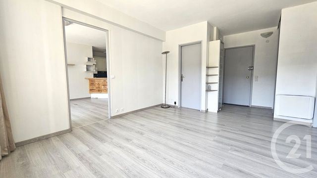 Appartement 4 pieces à vendre - 4 pièces - 80.26 m2 - METZ - 57 - LORRAINE - Century 21 Immo Val