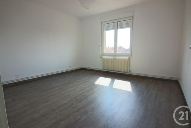 Appartement F4 à louer - 4 pièces - 94.49 m2 - MARLY - 57 - LORRAINE - Century 21 Immo Val