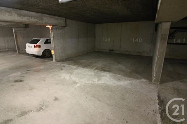 parking à louer - 15.0 m2 - MONTIGNY LES METZ - 57 - LORRAINE - Century 21 Immo Val