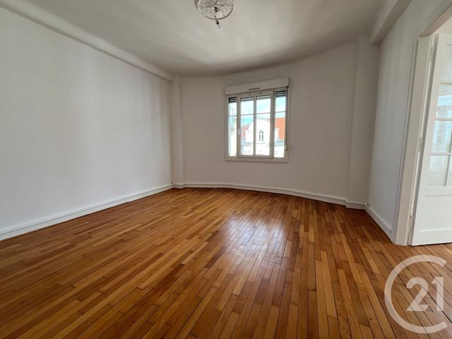 Appartement F3 à louer - 3 pièces - 77.0 m2 - METZ - 57 - LORRAINE - Century 21 Immo Val