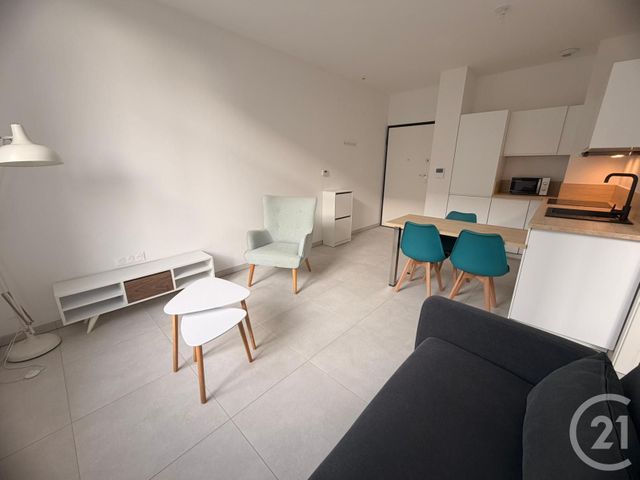 Appartement à louer - 2 pièces - 35.0 m2 - THIONVILLE - 57 - LORRAINE - Century 21 Immo Val