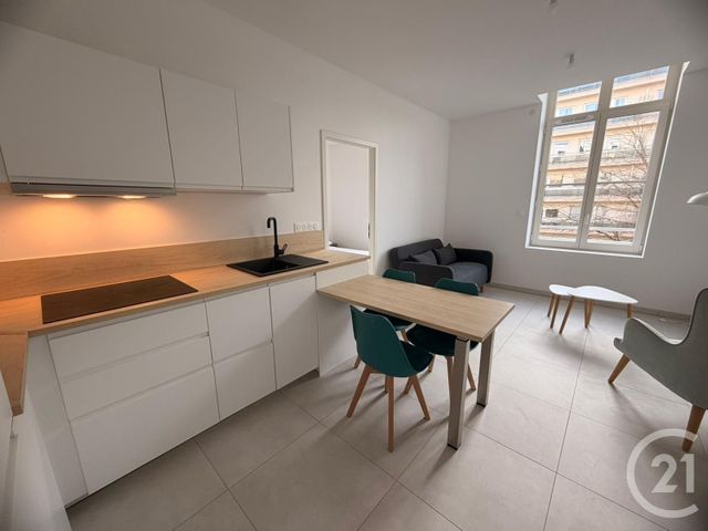 Appartement à louer - 2 pièces - 35.0 m2 - THIONVILLE - 57 - LORRAINE - Century 21 Immo Val