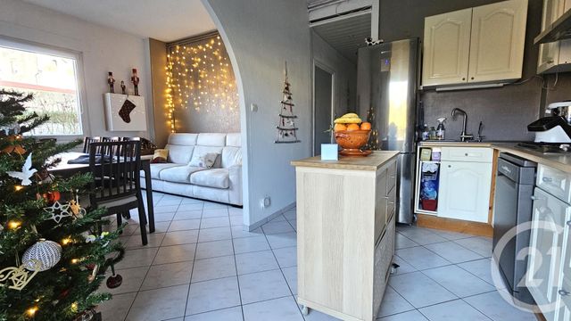 Appartement F5 à vendre - 5 pièces - 65.76 m2 - MOULINS LES METZ - 57 - LORRAINE - Century 21 Immo Val