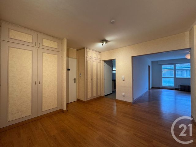 Appartement F3 à louer - 3 pièces - 81.47 m2 - METZ - 57 - LORRAINE - Century 21 Immo Val