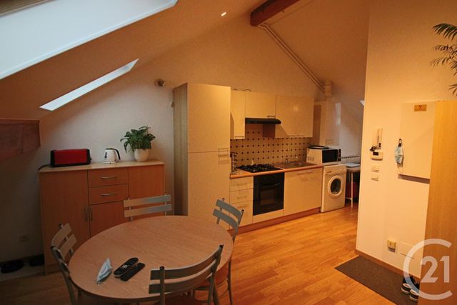 Appartement F1 à louer - 1 pièce - 22.82 m2 - METZ - 57 - LORRAINE - Century 21 Immo Val