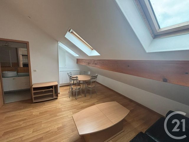 Appartement F1 à louer - 1 pièce - 22.82 m2 - METZ - 57 - LORRAINE - Century 21 Immo Val