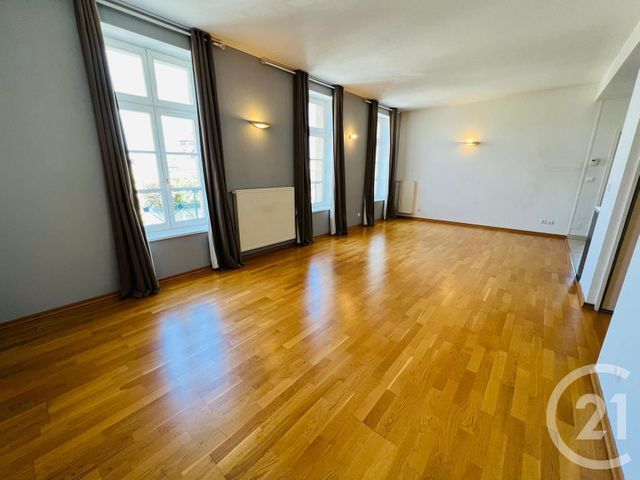 Appartement à louer - 2 pièces - 66.15 m2 - METZ - 57 - LORRAINE - Century 21 Immo Val