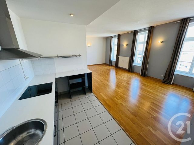Appartement à louer - 2 pièces - 66.15 m2 - METZ - 57 - LORRAINE - Century 21 Immo Val