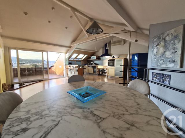 Appartement F5 à vendre - 5 pièces - 115.52 m2 - METZ - 57 - LORRAINE - Century 21 Immo Val