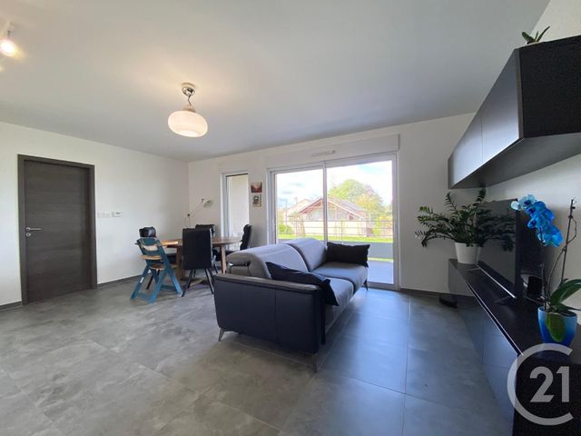 Appartement F3 à louer - 3 pièces - 68.3 m2 - TERVILLE - 57 - LORRAINE - Century 21 Immo Val