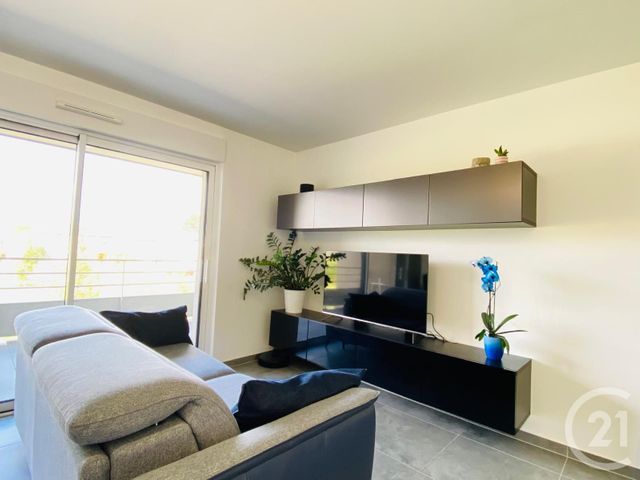 Appartement F3 à louer - 3 pièces - 68.3 m2 - TERVILLE - 57 - LORRAINE - Century 21 Immo Val