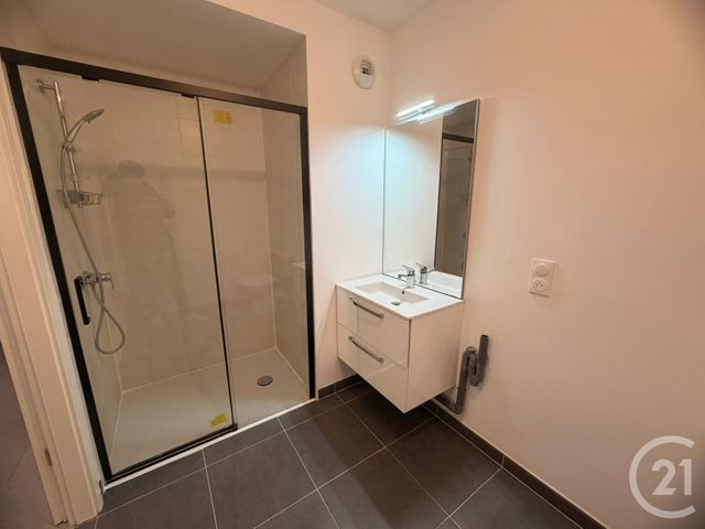 Appartement à louer - 2 pièces - 37.5 m2 - METZ - 57 - LORRAINE - Century 21 Immo Val