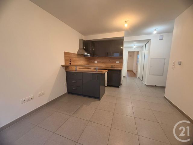 Appartement à louer - 2 pièces - 37.5 m2 - METZ - 57 - LORRAINE - Century 21 Immo Val