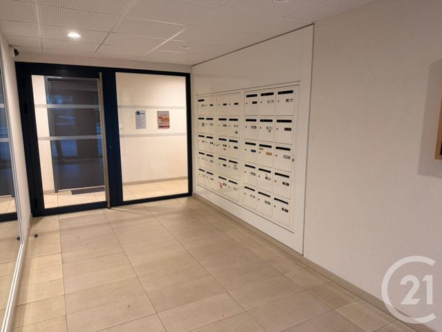 Appartement à louer - 2 pièces - 37.5 m2 - METZ - 57 - LORRAINE - Century 21 Immo Val