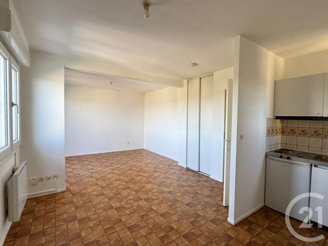Appartement Studio à louer - 1 pièce - 32.4 m2 - METZ - 57 - LORRAINE - Century 21 Immo Val