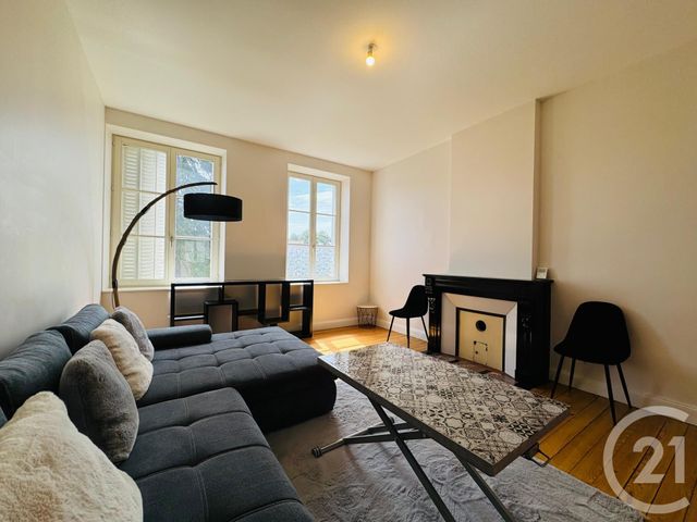 Appartement à louer - 3 pièces - 87.55 m2 - LE BAN ST MARTIN - 57 - LORRAINE - Century 21 Immo Val