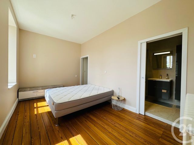 Appartement à louer - 3 pièces - 87.55 m2 - LE BAN ST MARTIN - 57 - LORRAINE - Century 21 Immo Val