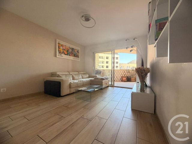 Appartement à louer - 3 pièces - 67.0 m2 - METZ - 57 - LORRAINE - Century 21 Immo Val