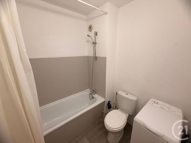 Appartement F1 à louer - 1 pièce - 30.51 m2 - METZ - 57 - LORRAINE - Century 21 Immo Val