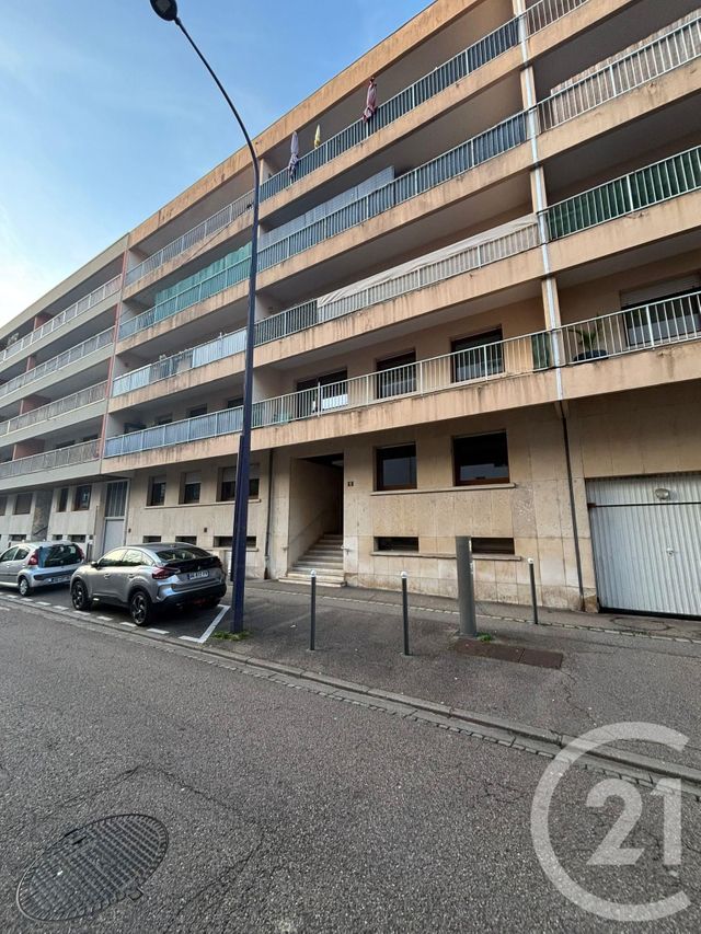 Appartement à louer - 4 pièces - 82.34 m2 - METZ - 57 - LORRAINE - Century 21 Immo Val