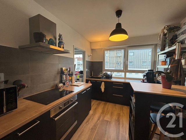 Appartement à louer - 4 pièces - 82.34 m2 - METZ - 57 - LORRAINE - Century 21 Immo Val