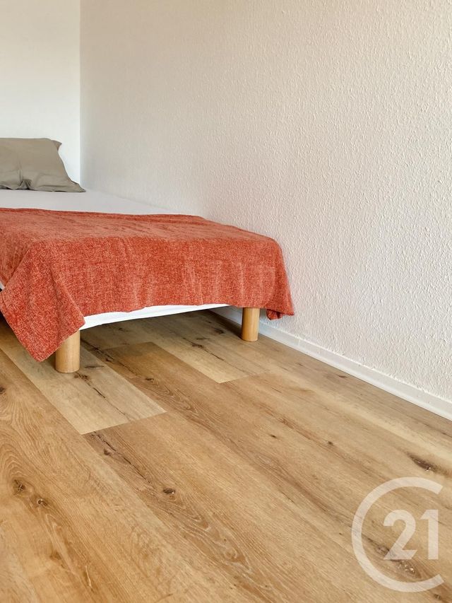 Appartement F1 à louer - 1 pièce - 31.4 m2 - METZ - 57 - LORRAINE - Century 21 Immo Val