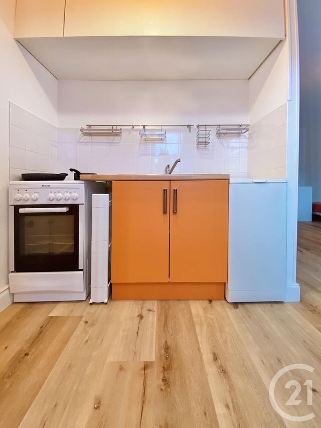 Appartement F1 à louer - 1 pièce - 31.4 m2 - METZ - 57 - LORRAINE - Century 21 Immo Val