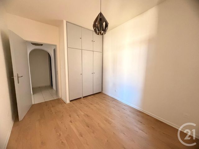 Appartement F3 à louer - 3 pièces - 58.7 m2 - LE BAN ST MARTIN - 57 - LORRAINE - Century 21 Immo Val