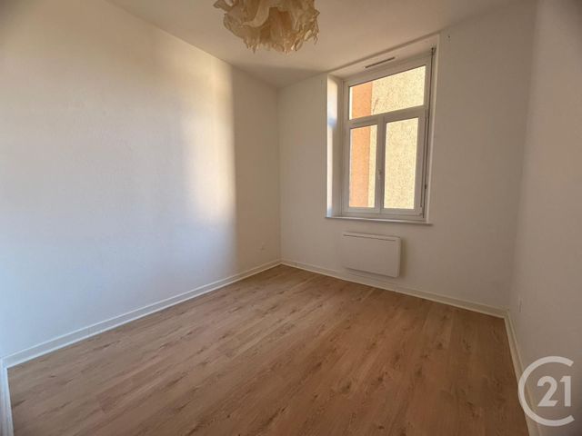 Appartement F3 à louer - 3 pièces - 58.7 m2 - LE BAN ST MARTIN - 57 - LORRAINE - Century 21 Immo Val