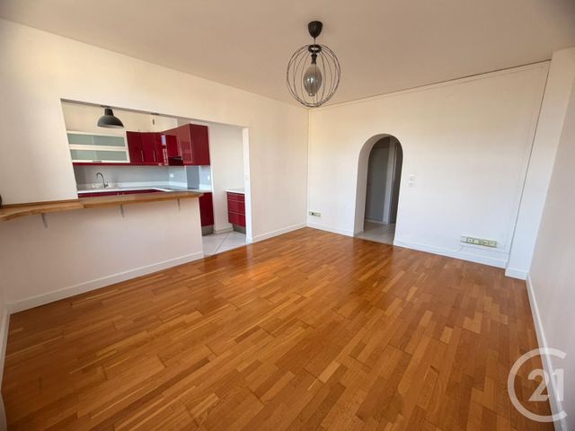 Appartement F3 à louer - 3 pièces - 58.7 m2 - LE BAN ST MARTIN - 57 - LORRAINE - Century 21 Immo Val