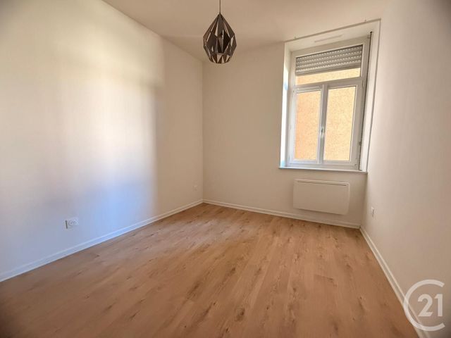 Appartement F3 à louer - 3 pièces - 58.7 m2 - LE BAN ST MARTIN - 57 - LORRAINE - Century 21 Immo Val