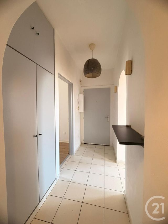Appartement F3 à louer - 3 pièces - 58.7 m2 - LE BAN ST MARTIN - 57 - LORRAINE - Century 21 Immo Val
