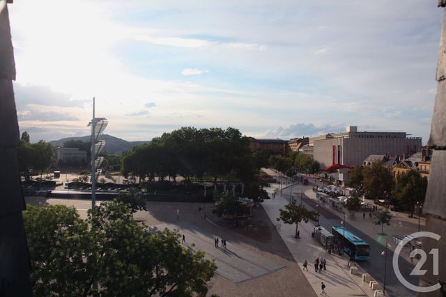 Appartement à louer - 2 pièces - 50.28 m2 - METZ - 57 - LORRAINE - Century 21 Immo Val