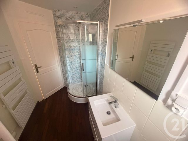 Appartement à louer - 2 pièces - 49.49 m2 - METZ - 57 - LORRAINE - Century 21 Immo Val