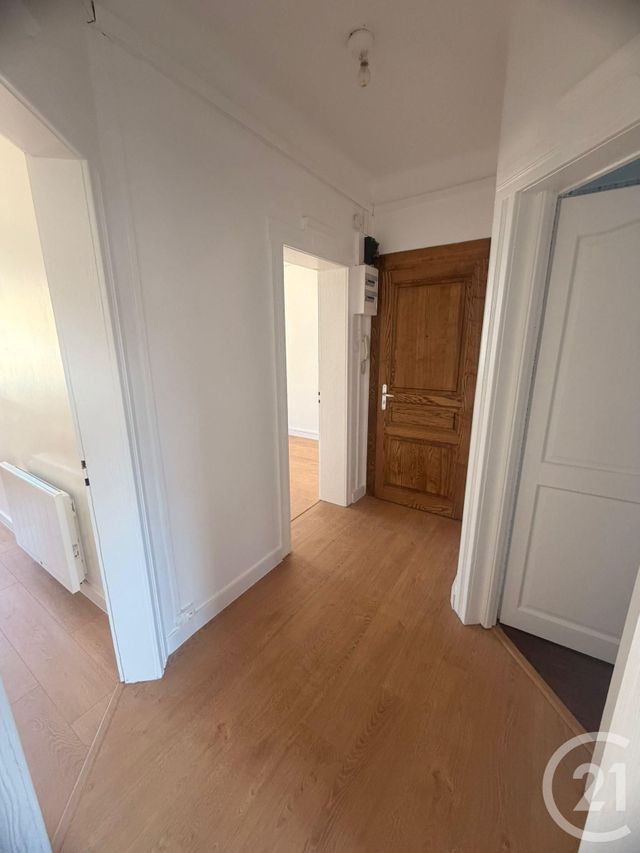 Appartement à louer - 2 pièces - 49.49 m2 - METZ - 57 - LORRAINE - Century 21 Immo Val