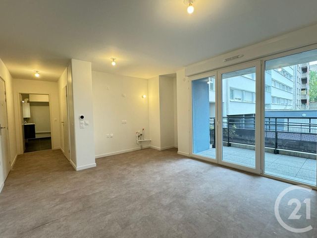 Appartement F2 à louer - 2 pièces - 40.8 m2 - METZ - 57 - LORRAINE - Century 21 Immo Val