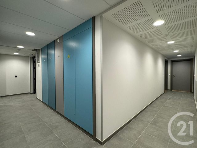 Appartement F2 à louer - 2 pièces - 40.8 m2 - METZ - 57 - LORRAINE - Century 21 Immo Val