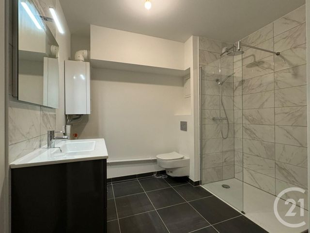 Appartement F2 à louer - 2 pièces - 40.8 m2 - METZ - 57 - LORRAINE - Century 21 Immo Val