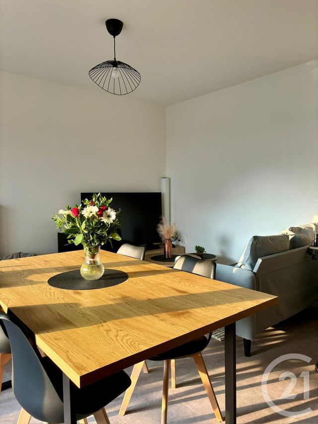 Appartement F2 à louer - 2 pièces - 40.8 m2 - METZ - 57 - LORRAINE - Century 21 Immo Val