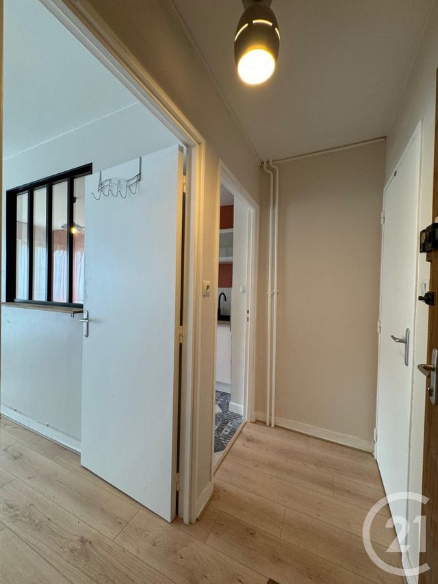 Appartement F1 à louer - 1 pièce - 35.13 m2 - METZ - 57 - LORRAINE - Century 21 Immo Val